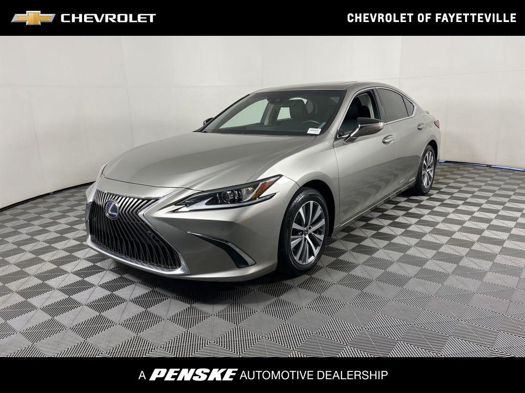 used 2020 Lexus ES 300h car, priced at $26,714