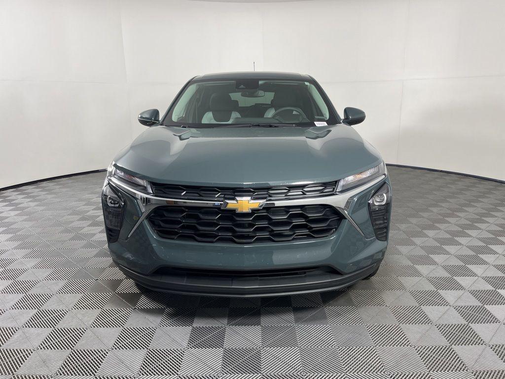 used 2025 Chevrolet Trax car, priced at $22,718