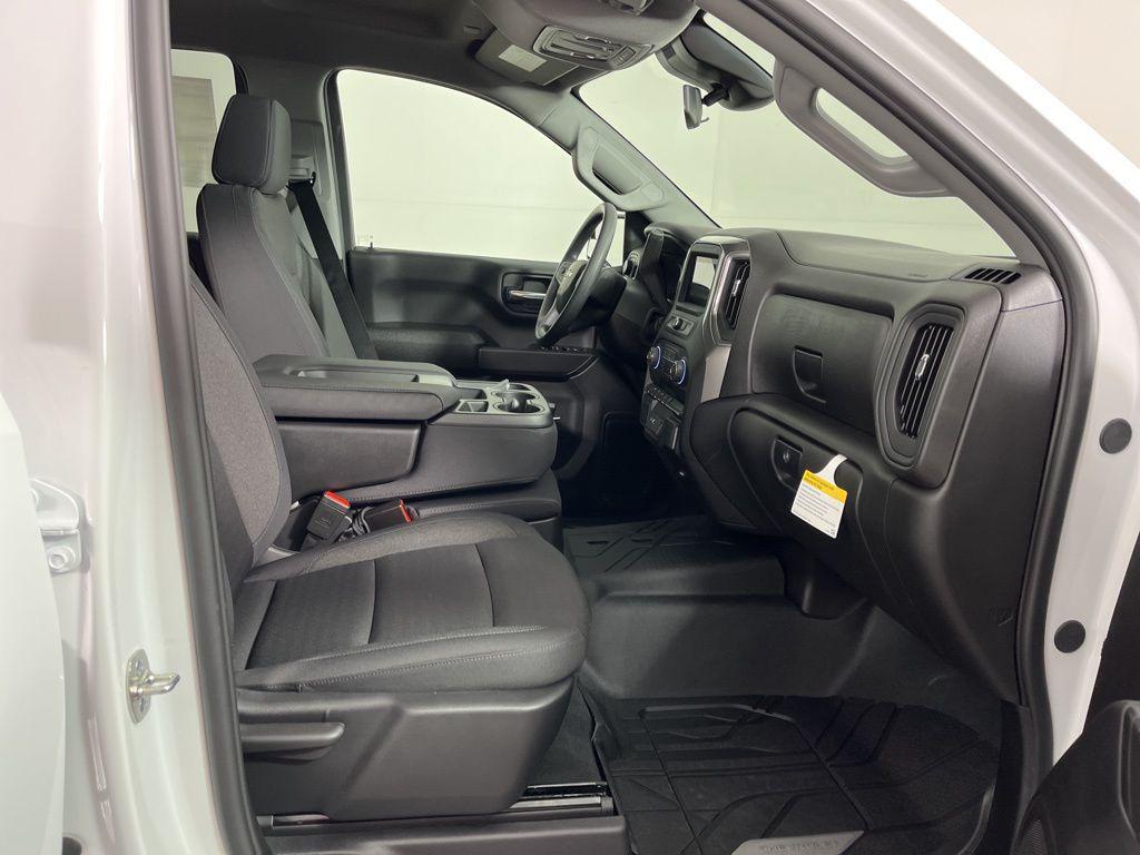 new 2026 Chevrolet Silverado 1500 car, priced at $51,005