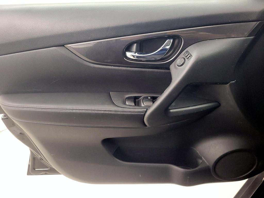 used 2017 Nissan Rogue car, priced at $13,998