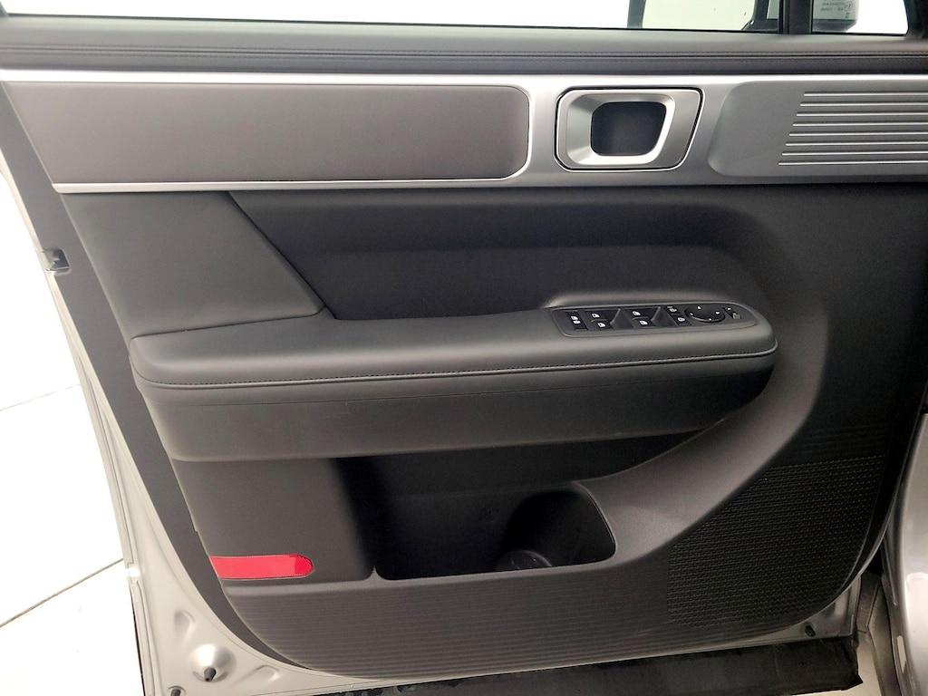 used 2025 Hyundai Santa Fe car, priced at $31,998