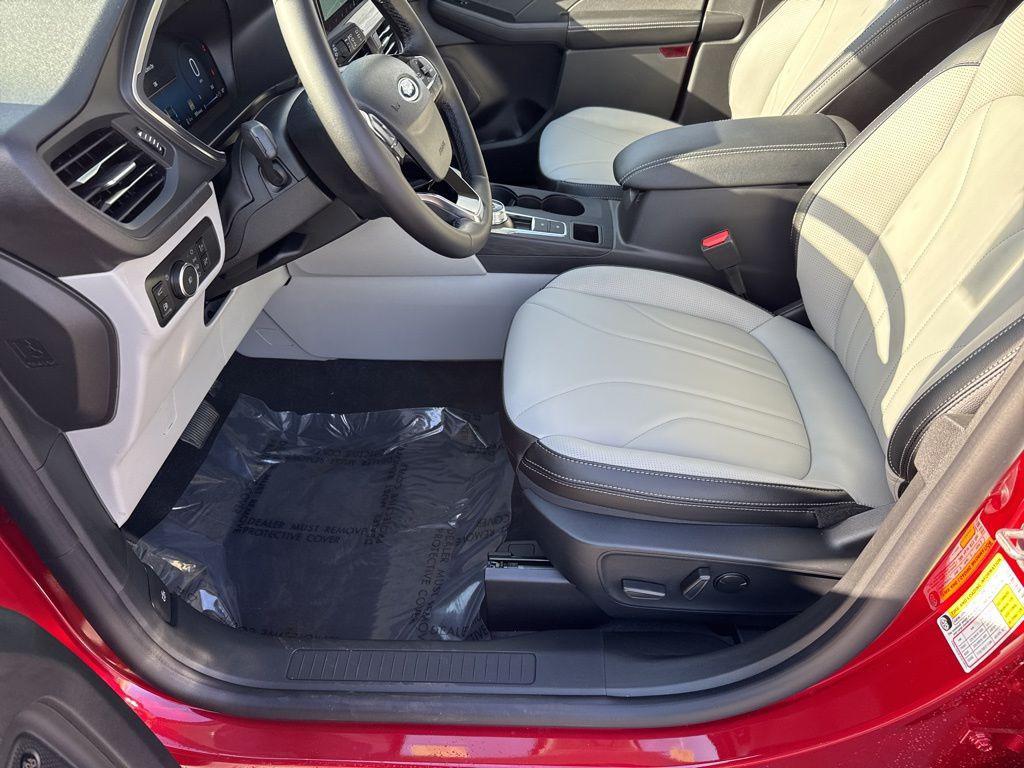 new 2026 Ford Escape PHEV car, priced at $40,415