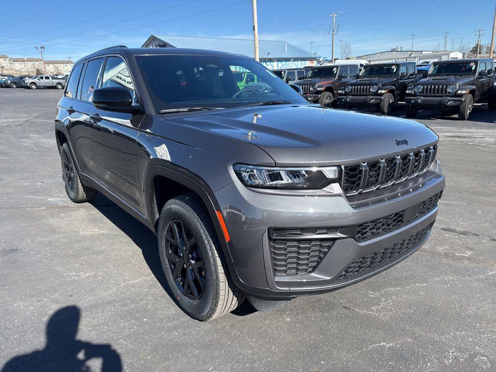 new 2026 Jeep Grand Cherokee car, priced at $48,745
