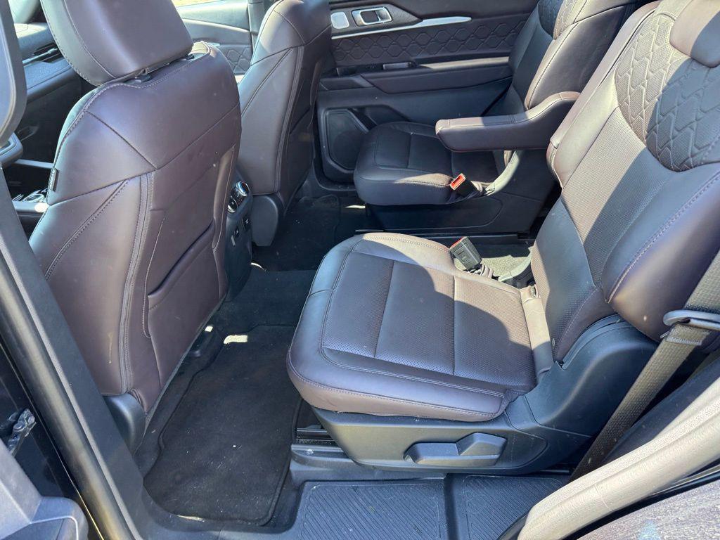 used 2025 Ford Explorer car, priced at $47,988