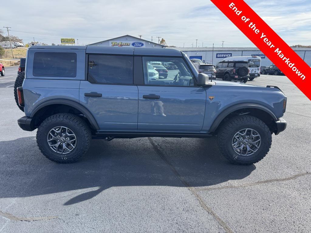 new 2025 Ford Bronco car, priced at $59,185