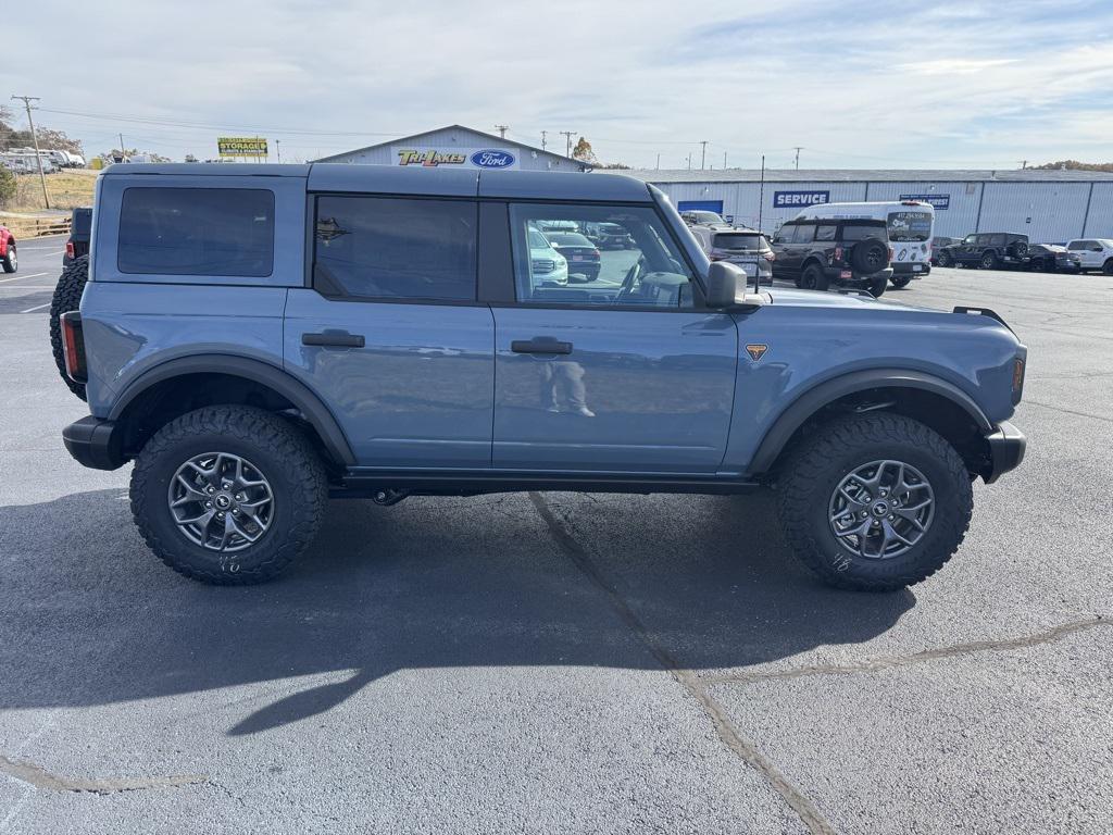new 2025 Ford Bronco car, priced at $60,185