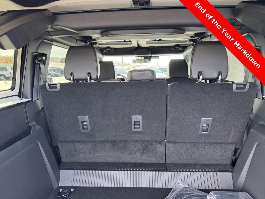 new 2025 Ford Bronco car, priced at $59,185