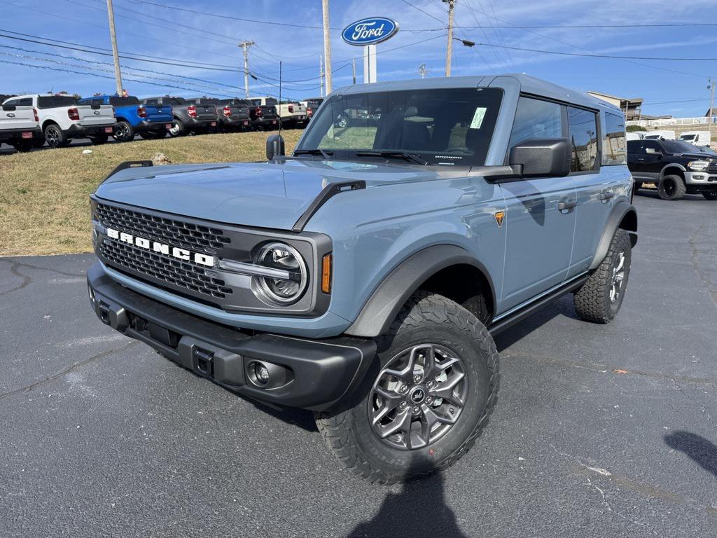 new 2025 Ford Bronco car, priced at $60,185