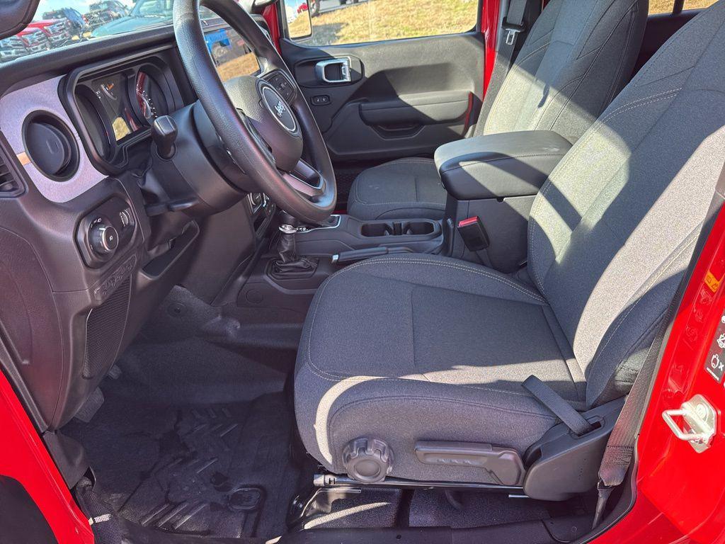 used 2025 Jeep Wrangler car, priced at $37,198