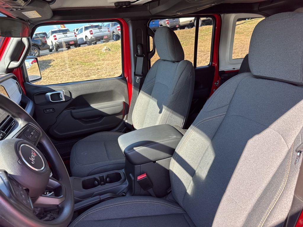 used 2025 Jeep Wrangler car, priced at $37,198