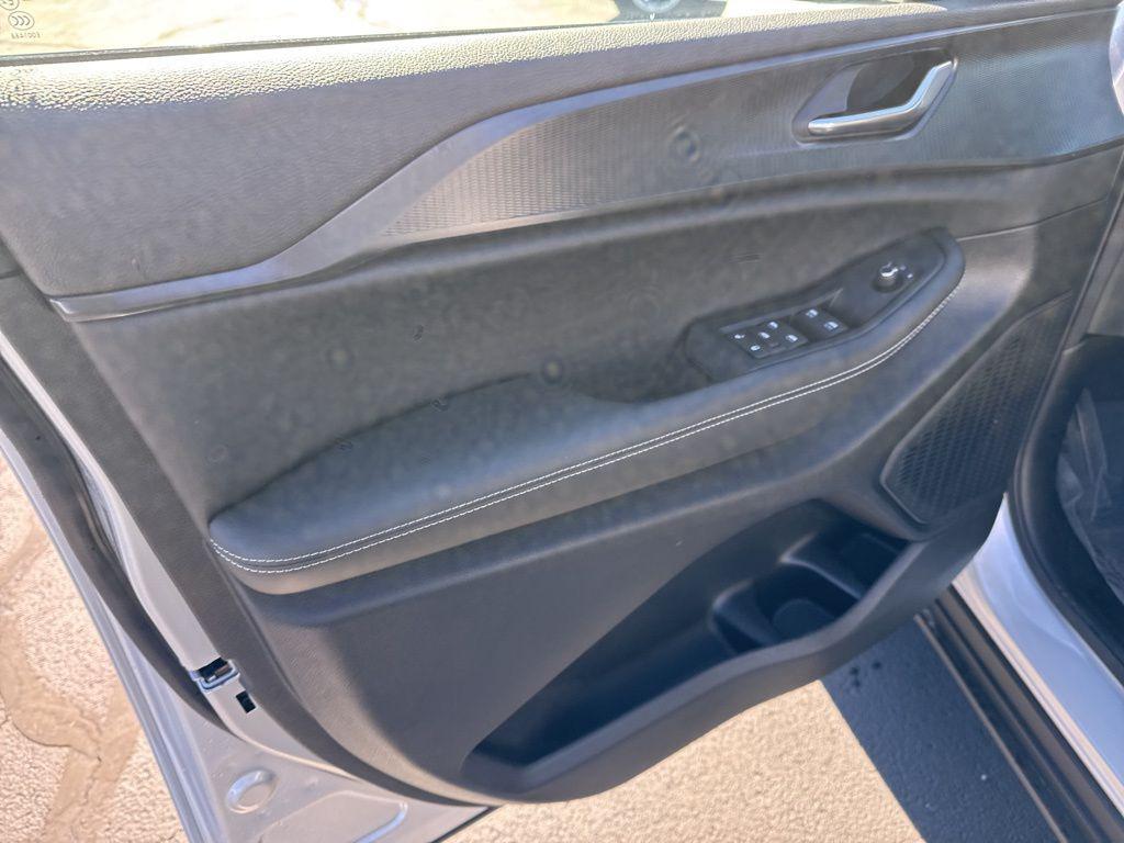 new 2025 Jeep Grand Cherokee car, priced at $45,330