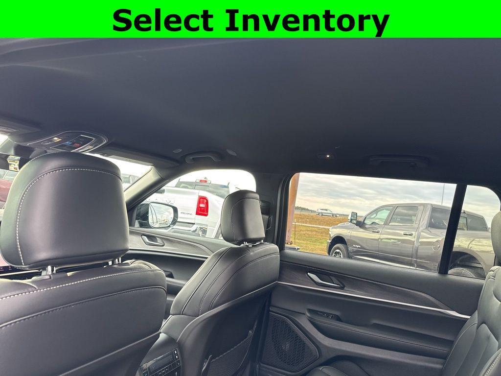 new 2025 Jeep Grand Cherokee L car, priced at $47,835