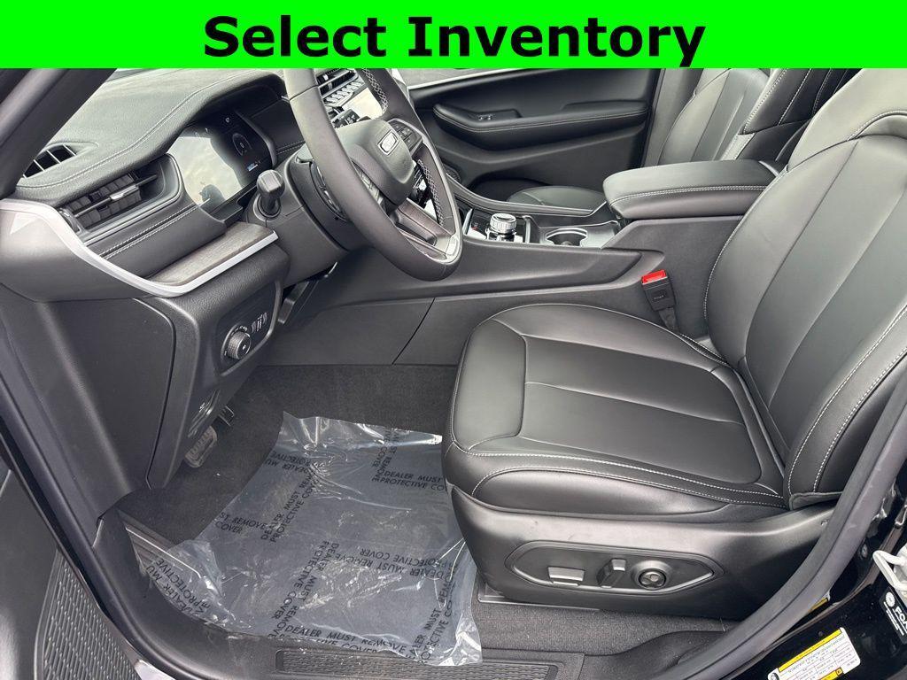 new 2025 Jeep Grand Cherokee L car, priced at $47,835