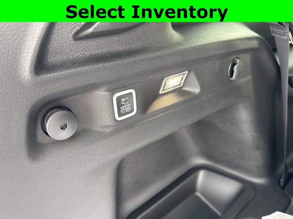 new 2025 Jeep Grand Cherokee L car, priced at $47,835