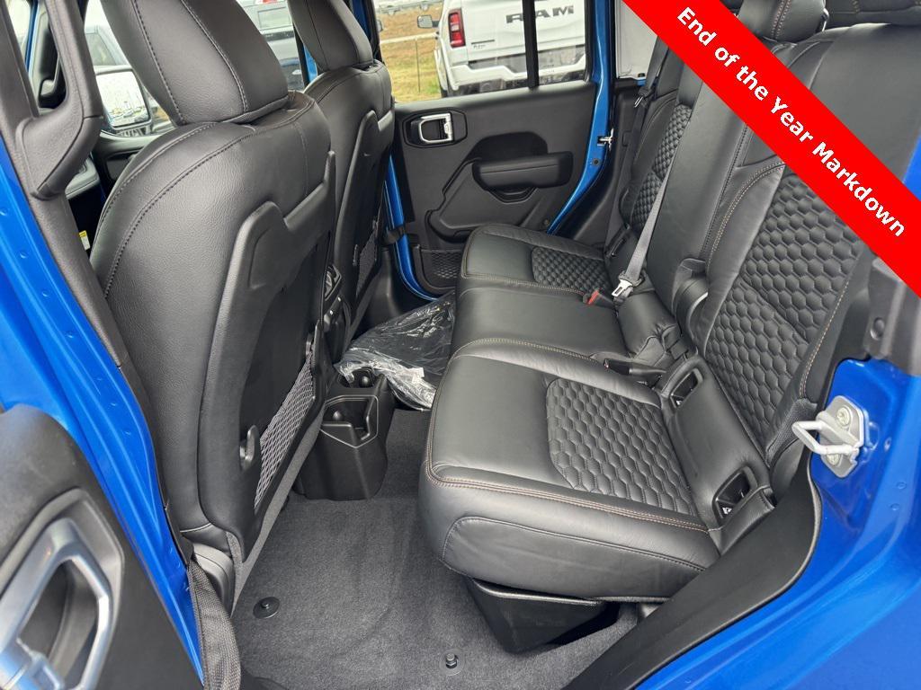 new 2026 Jeep Gladiator car, priced at $54,396