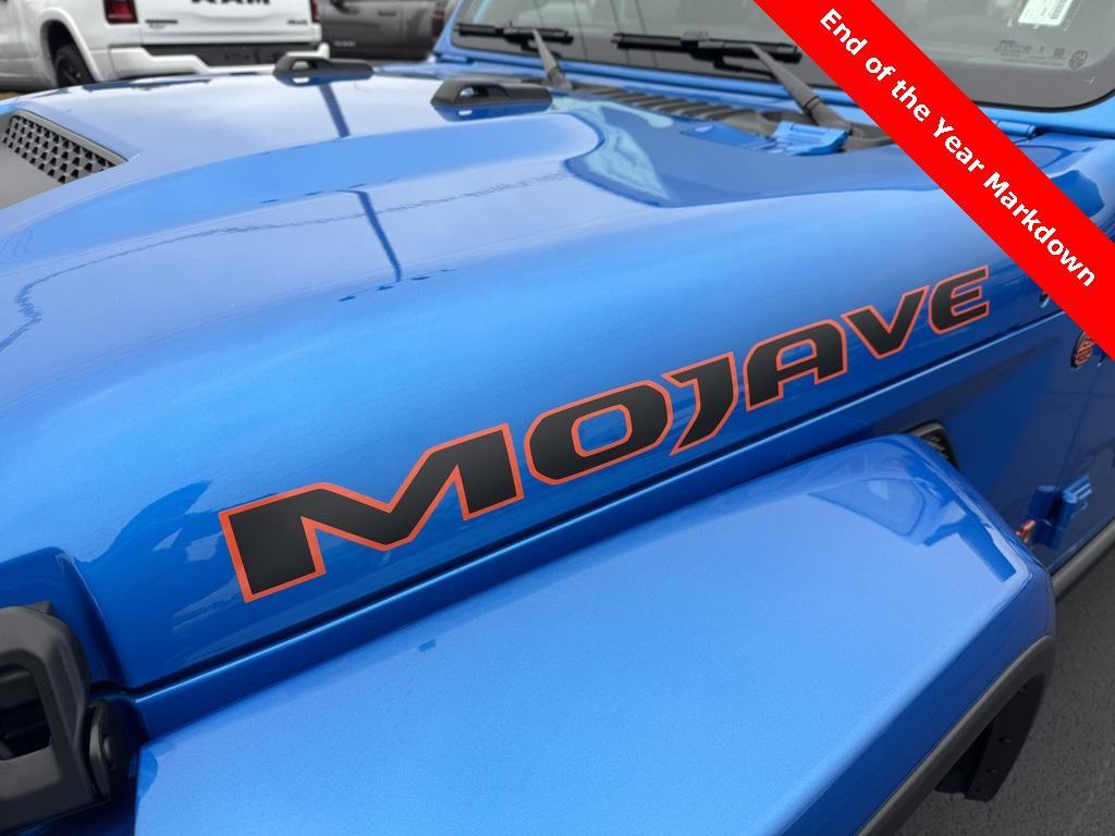 new 2026 Jeep Gladiator car, priced at $54,396