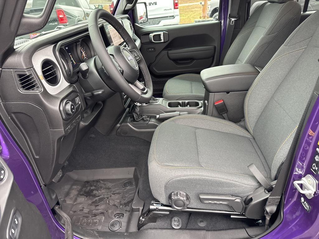 new 2026 Jeep Gladiator car, priced at $57,988