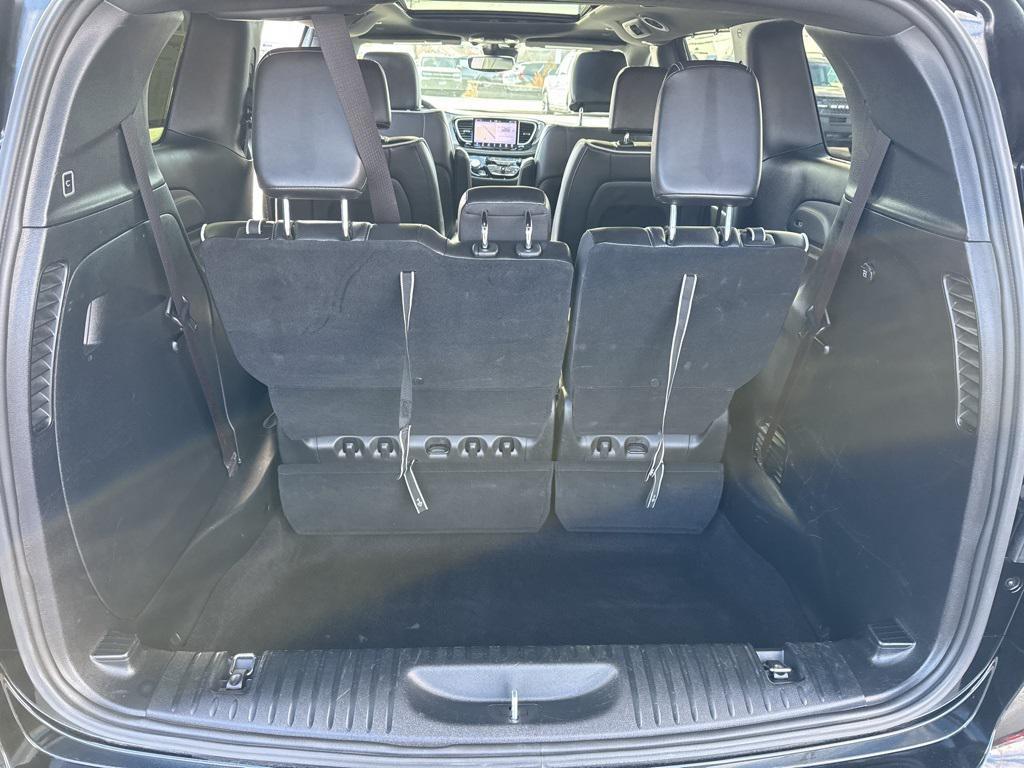 used 2025 Chrysler Pacifica car, priced at $35,700