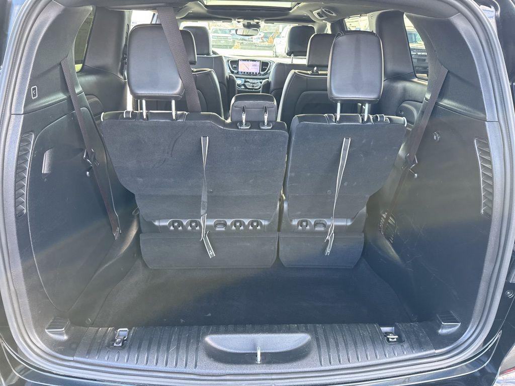 used 2025 Chrysler Pacifica car, priced at $34,784