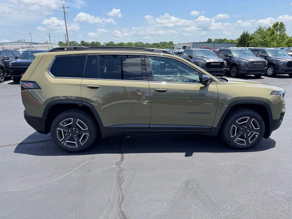 new 2026 Jeep Cherokee car, priced at $45,404