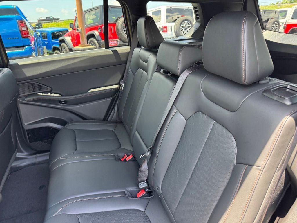 new 2026 Jeep Cherokee car, priced at $45,404