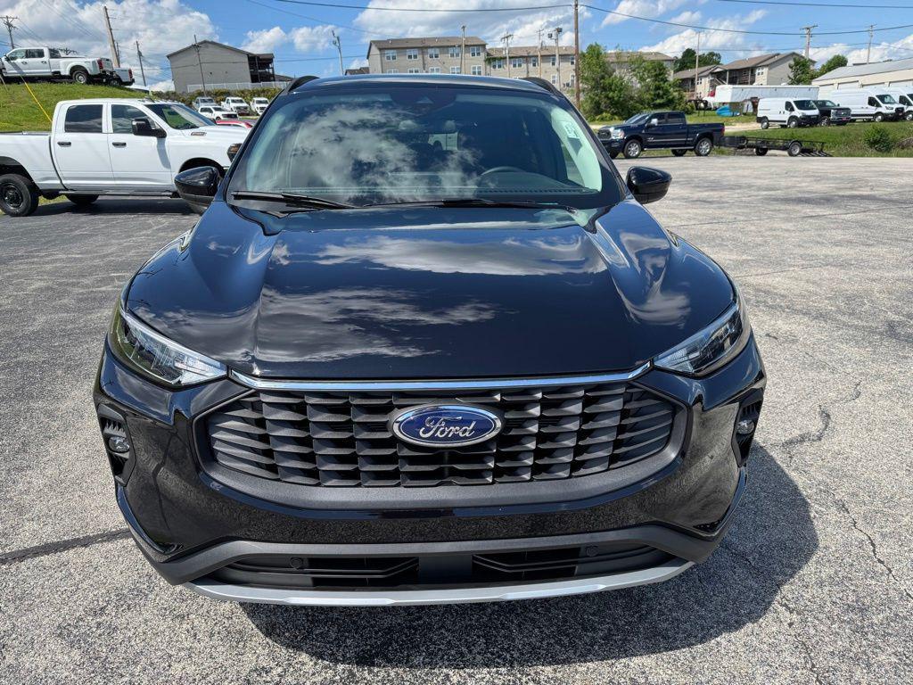 new 2025 Ford Escape PHEV car, priced at $37,229