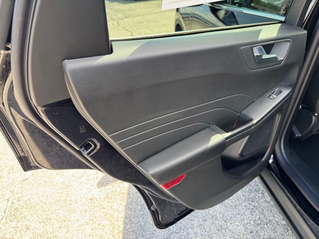 new 2025 Ford Escape PHEV car, priced at $37,229