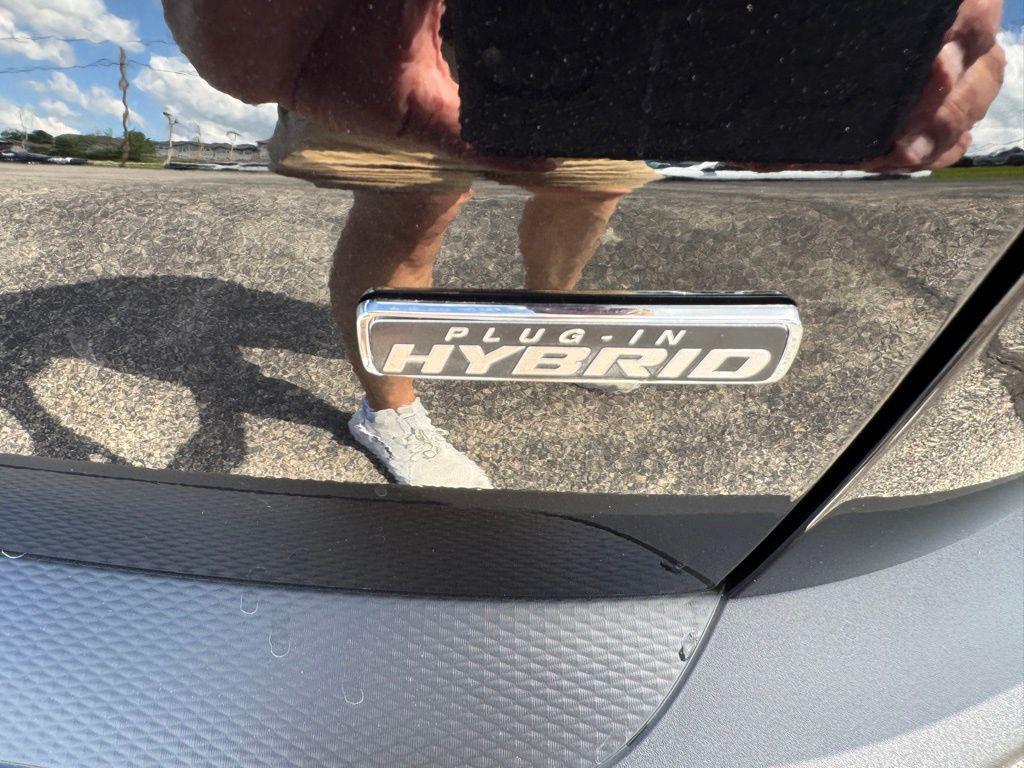 new 2025 Ford Escape PHEV car, priced at $37,229