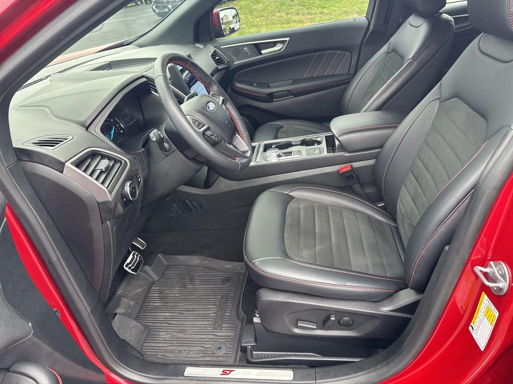 used 2024 Ford Edge car, priced at $34,587