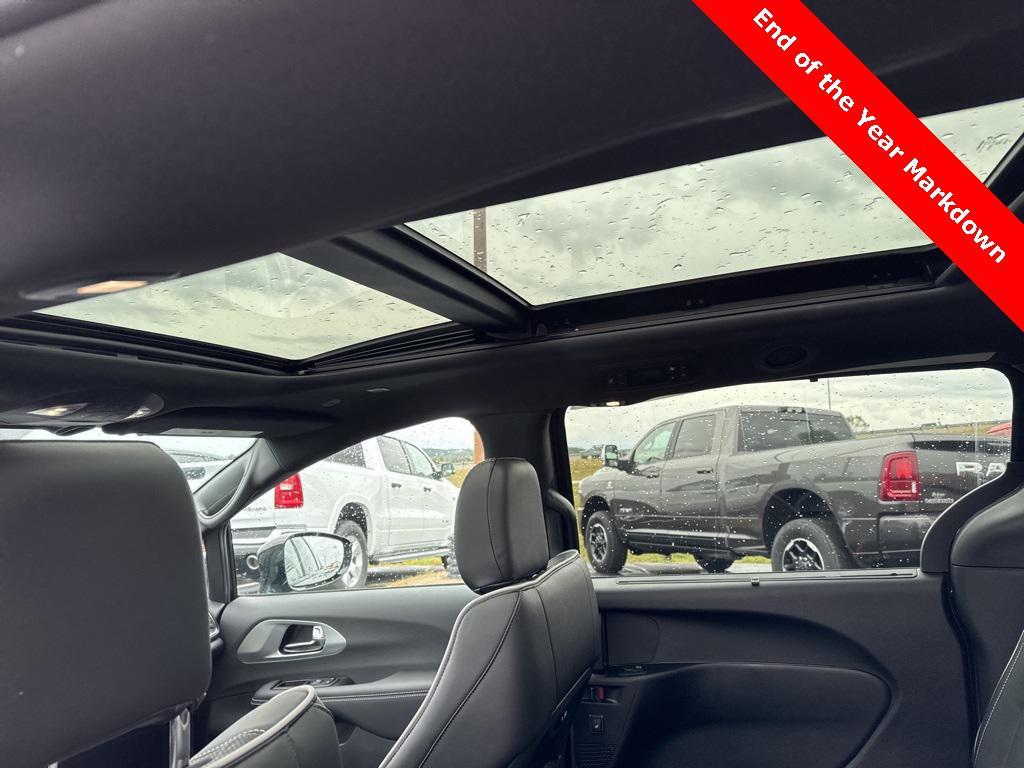 new 2026 Chrysler Pacifica car, priced at $52,295