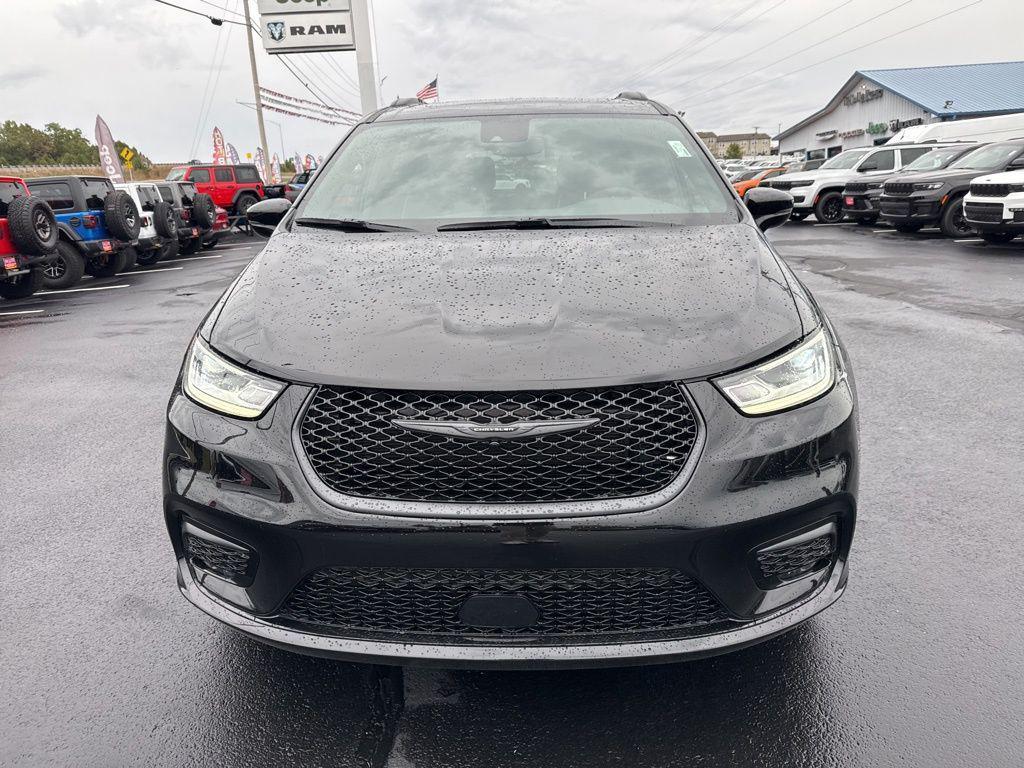 new 2026 Chrysler Pacifica car, priced at $55,030