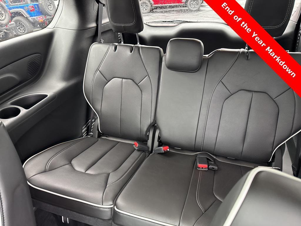new 2026 Chrysler Pacifica car, priced at $52,295