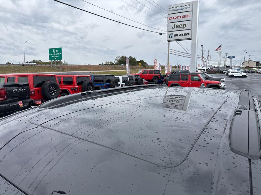 new 2026 Chrysler Pacifica car, priced at $55,030