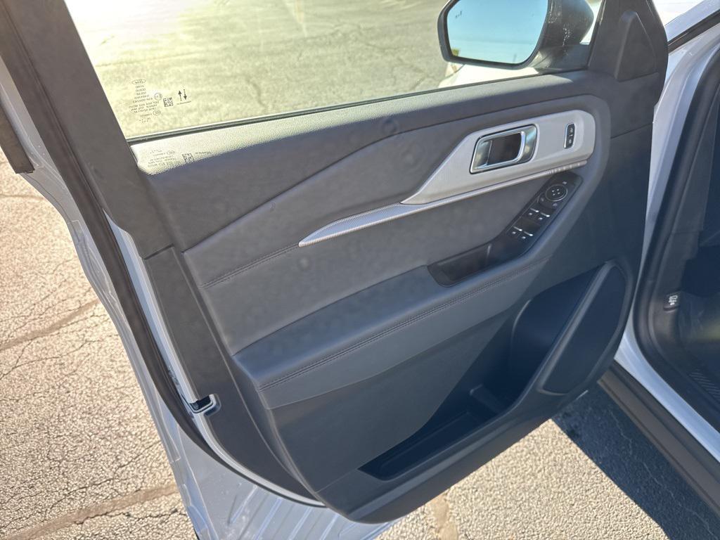 new 2026 Ford Explorer car, priced at $41,116