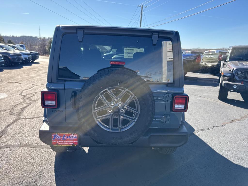 new 2026 Jeep Wrangler car, priced at $46,895