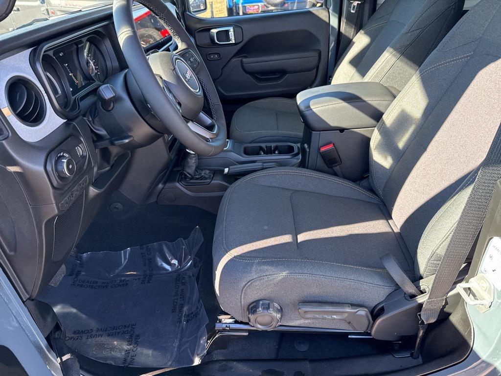 new 2026 Jeep Wrangler car, priced at $46,895