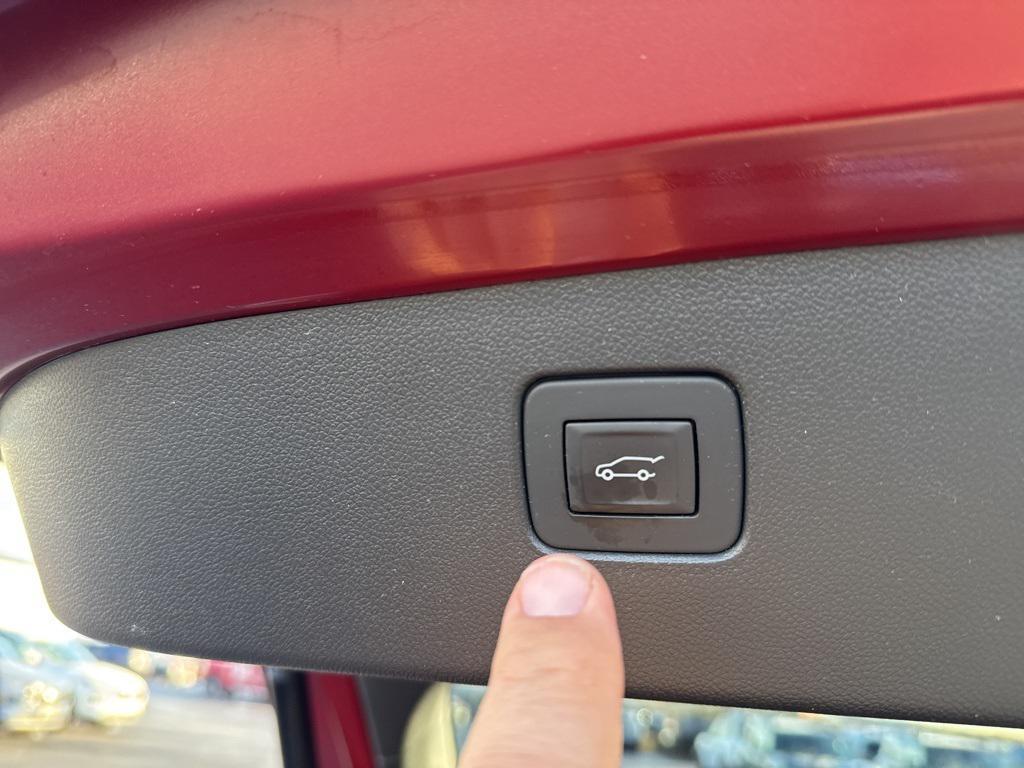 used 2024 Buick Envista car, priced at $24,368