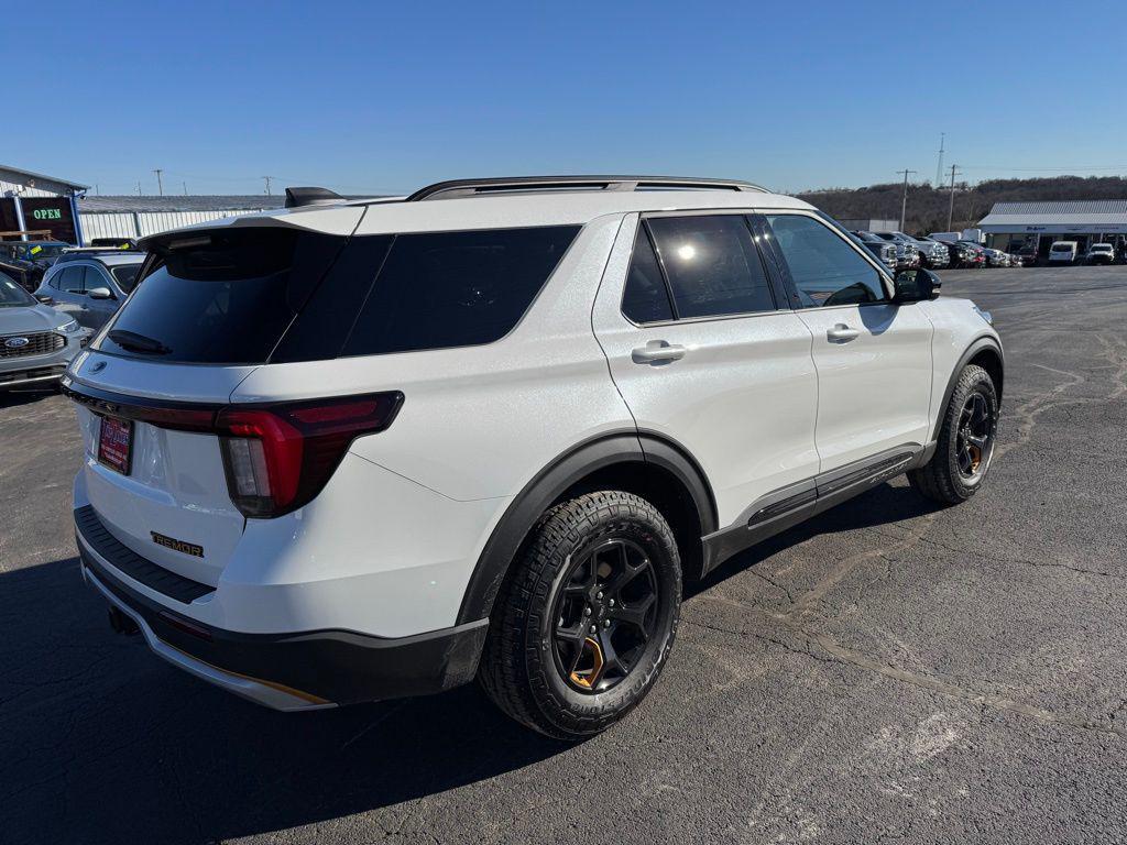 new 2026 Ford Explorer car, priced at $52,285