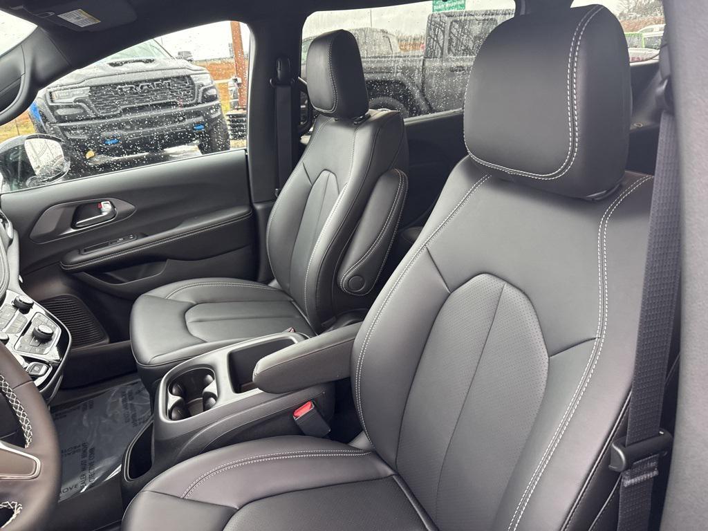 new 2026 Chrysler Pacifica car, priced at $45,075