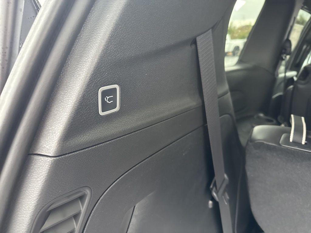 new 2026 Chrysler Pacifica car, priced at $46,145