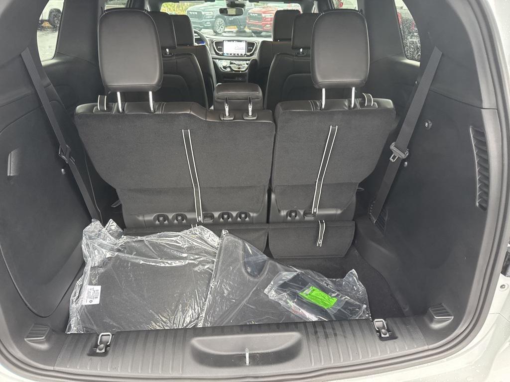 new 2026 Chrysler Pacifica car, priced at $45,075