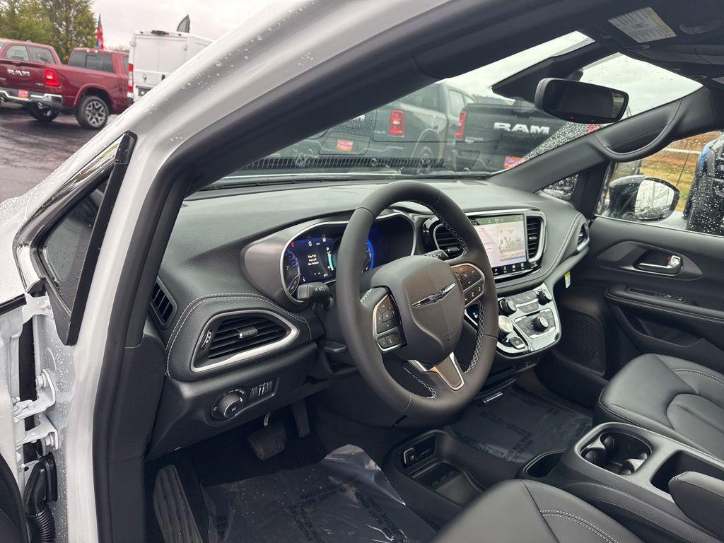 new 2026 Chrysler Pacifica car, priced at $46,145