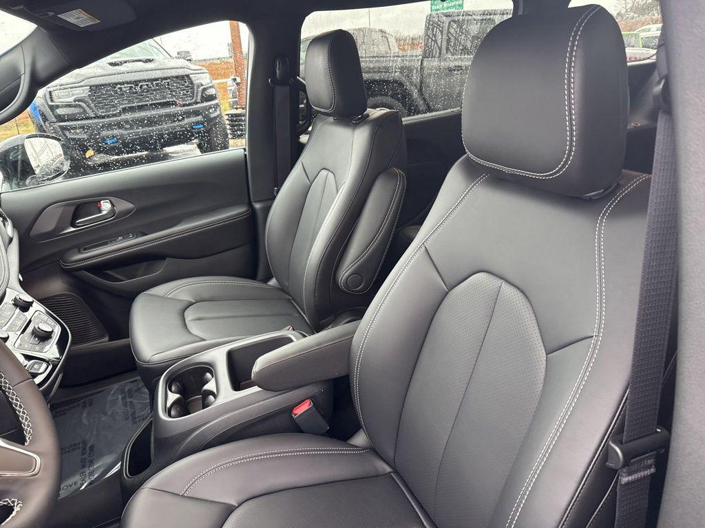 new 2026 Chrysler Pacifica car, priced at $46,145