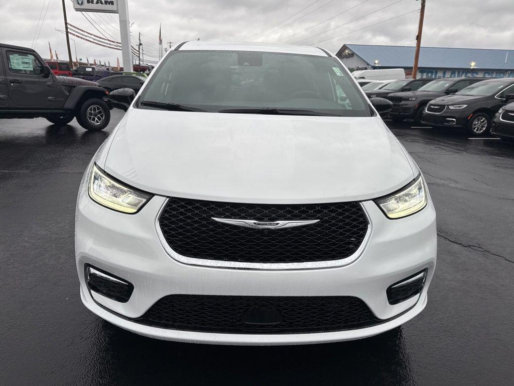 new 2026 Chrysler Pacifica car, priced at $46,145