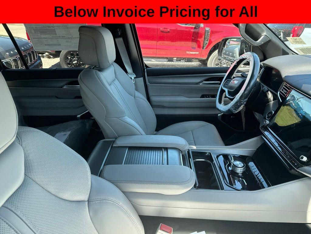 new 2026 Jeep Grand Wagoneer car, priced at $81,611