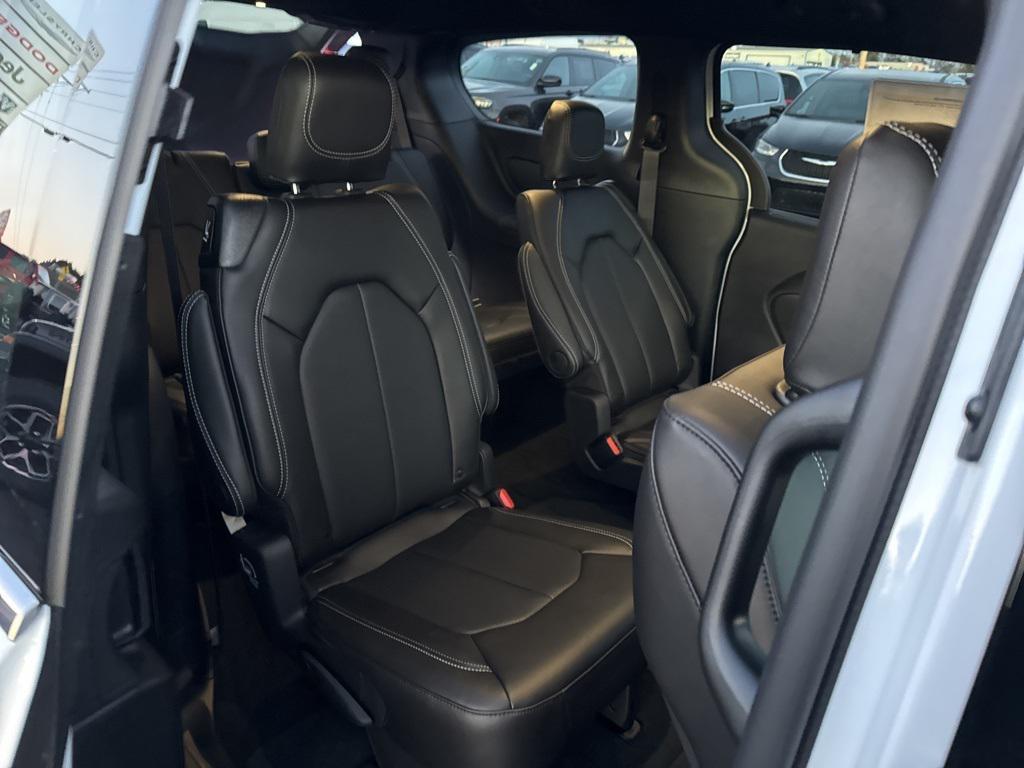 new 2026 Chrysler Pacifica car, priced at $45,165