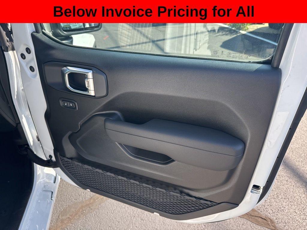 new 2026 Jeep Wrangler car, priced at $50,826