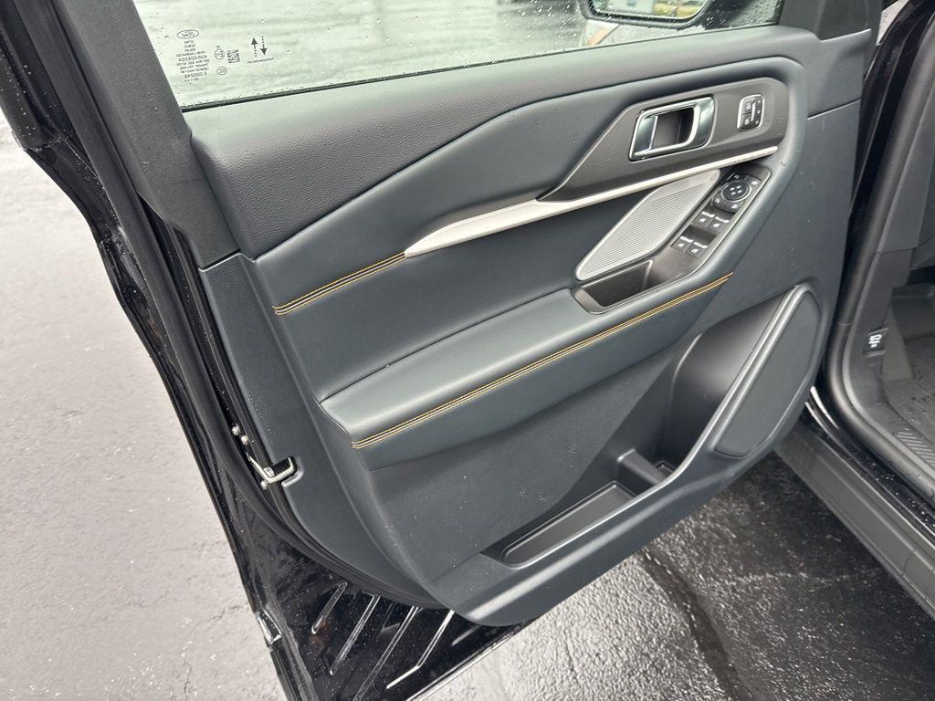 new 2026 Ford Explorer car, priced at $61,412