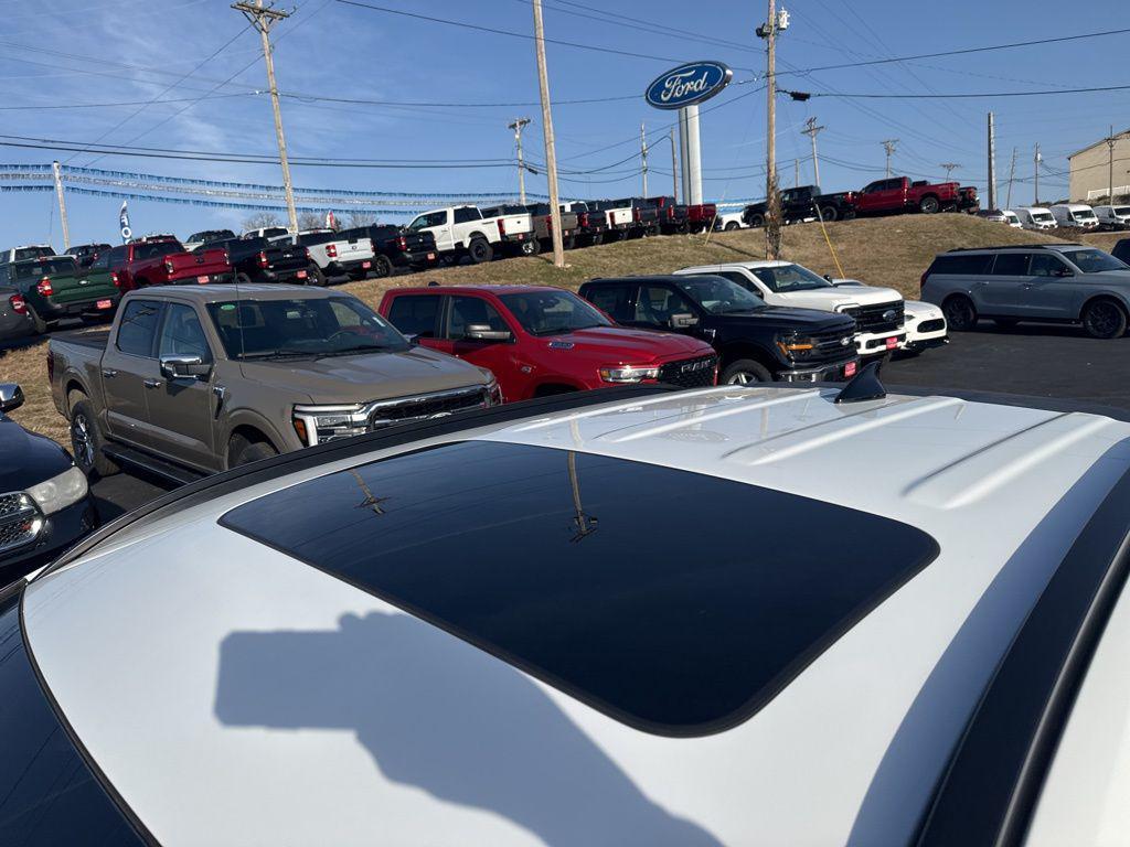 used 2025 Hyundai SANTA CRUZ car, priced at $35,627