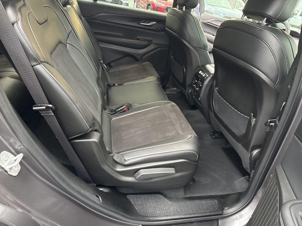 used 2024 Jeep Grand Cherokee L car, priced at $33,178